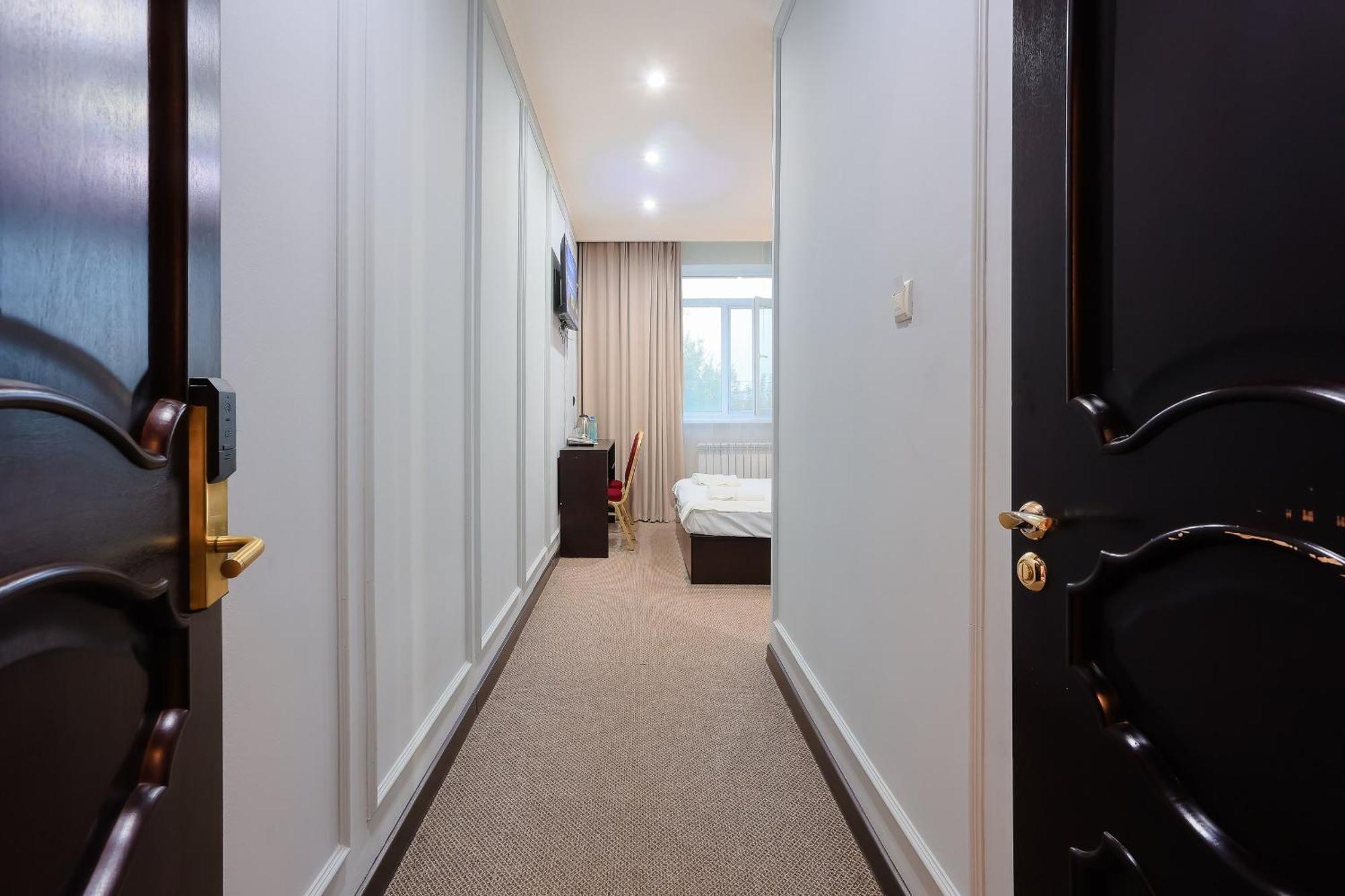 Hotel Vivaldis Αλμάτι Εξωτερικό φωτογραφία