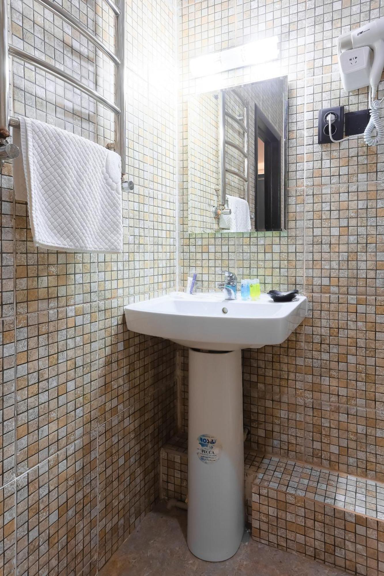 Hotel Vivaldis Αλμάτι Εξωτερικό φωτογραφία