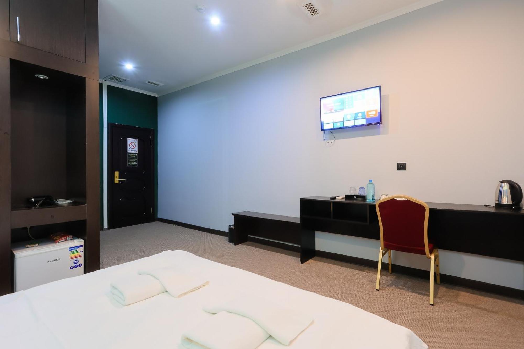 Hotel Vivaldis Αλμάτι Εξωτερικό φωτογραφία